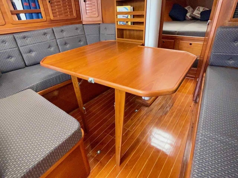 1988 Sabre 38 MK II