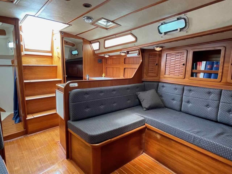 1988 Sabre 38 MK II
