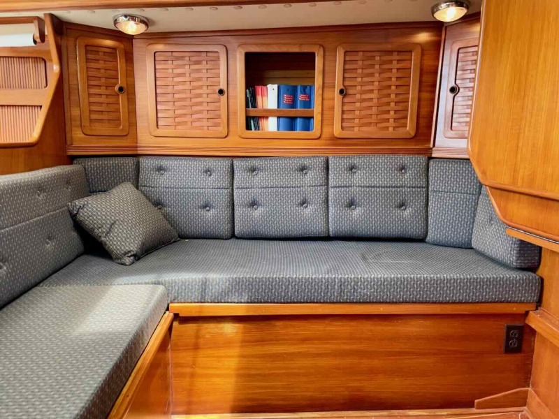 1988 Sabre 38 MK II
