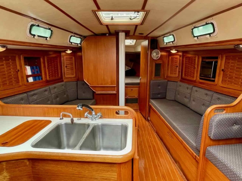 1988 Sabre 38 MK II