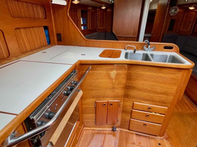 1988 Sabre 38 MK II