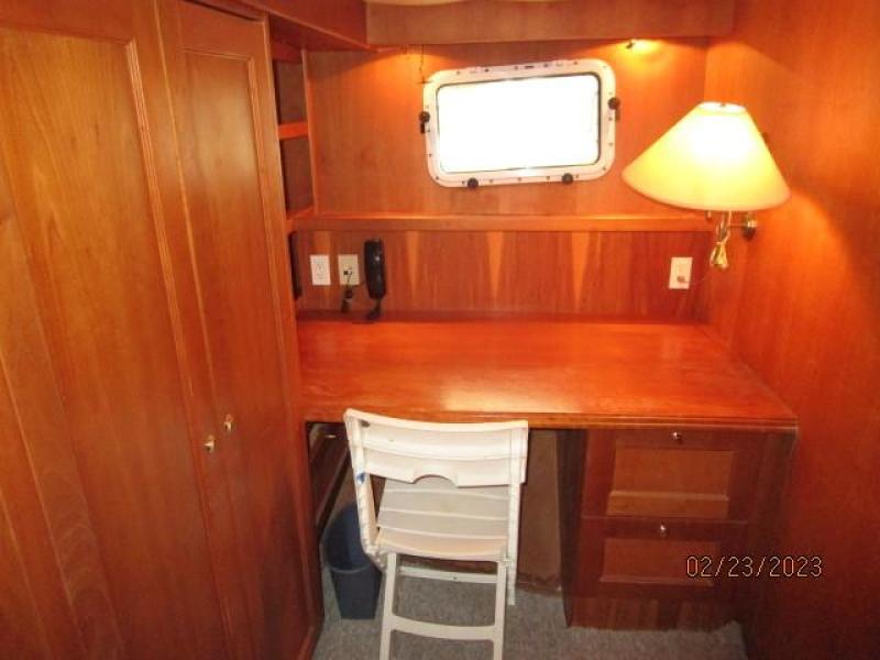 Bray Passagemaker mid guest stateroom port
