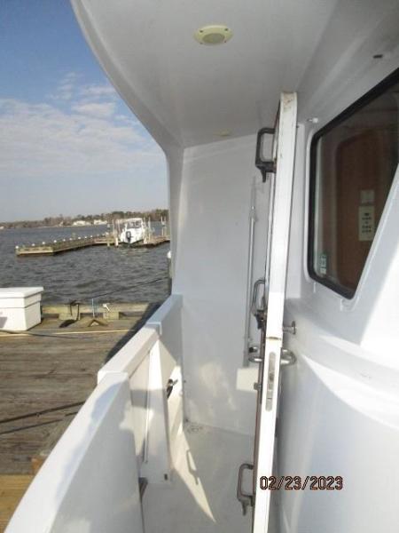 Bray Passagemaker starboard side deck