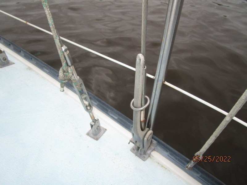 45' Whitby standing rigging1