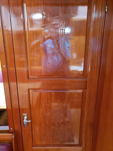 Door into the Front Berth