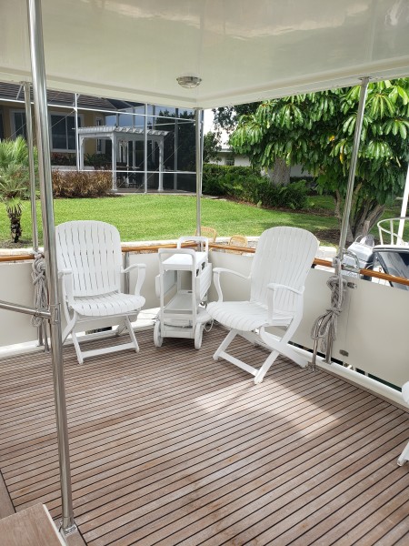 Sundeck Starboard Stern