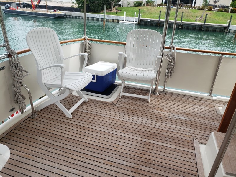 Sundeck Port Stern