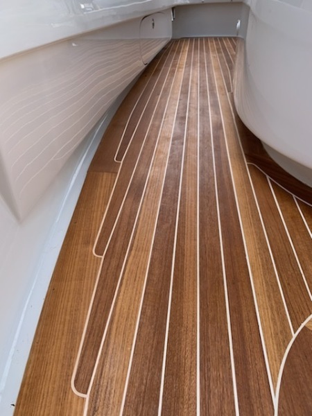 St. James 24 - Deck and Under Gunnel Storage