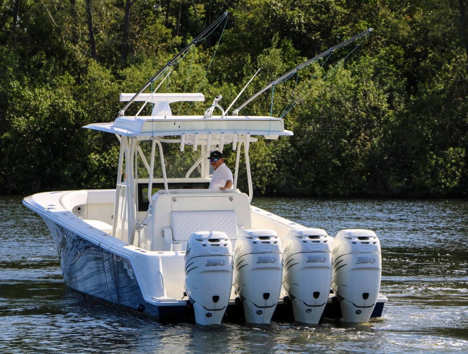 2016 SeaVee 390Z