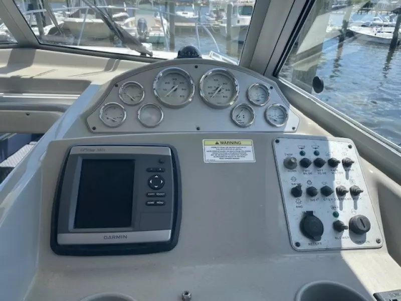 2011 Bayliner 266 Discovery