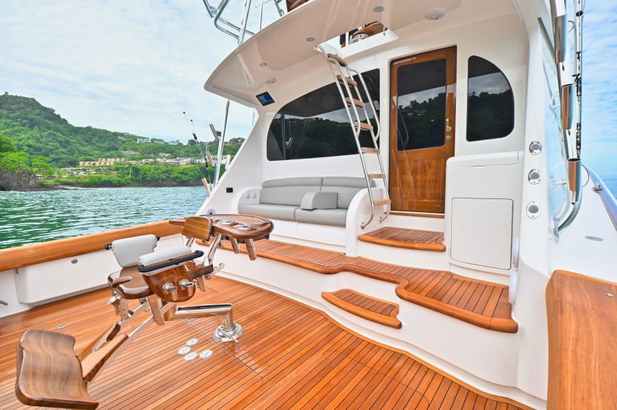 Viking 68 Uptight-Cockpit