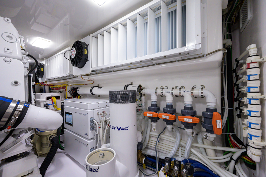 Viking 68 Uptight-Engine Room