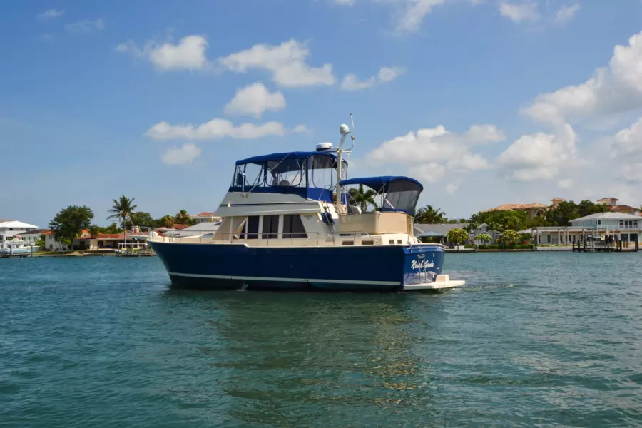 2006 Mainship 430 Trawler