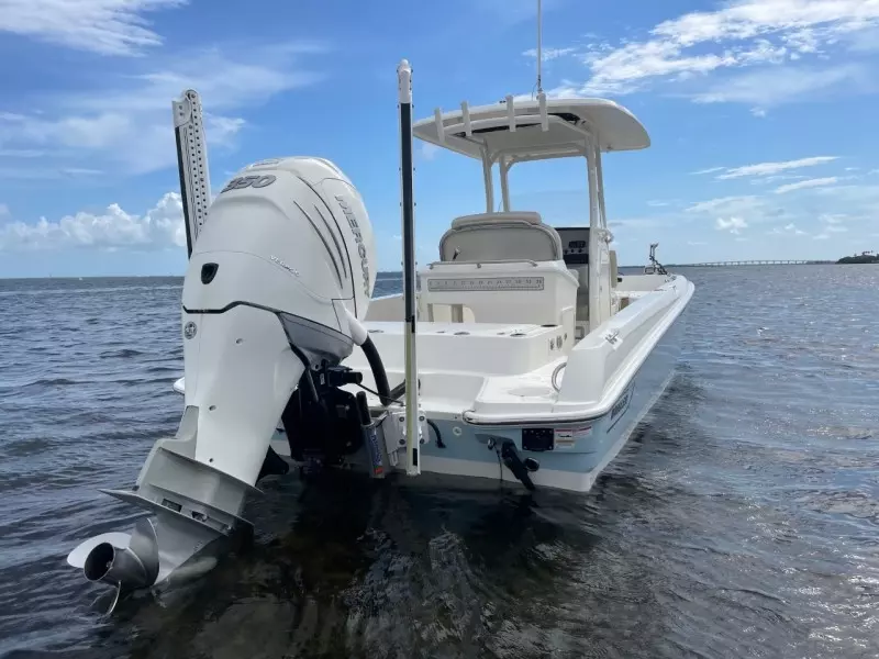 2017 Boston Whaler 270 Dauntless