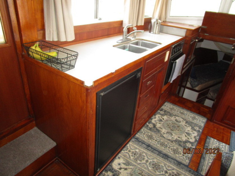 42' Grand Banks galley port forward2