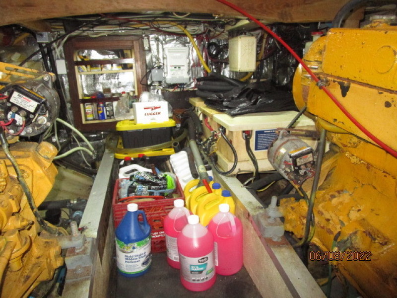 42' Grand Banks engine room forward