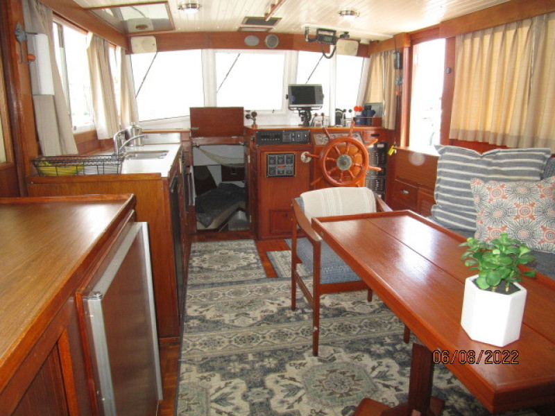 42' Grand Banks salon forward