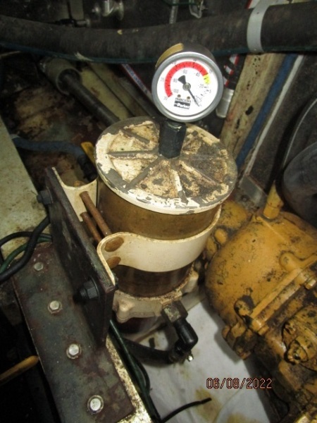 42' Grand Banks port Racor fuel filter