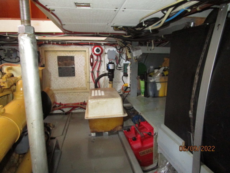 38' Marine Trader engine room starboard forward