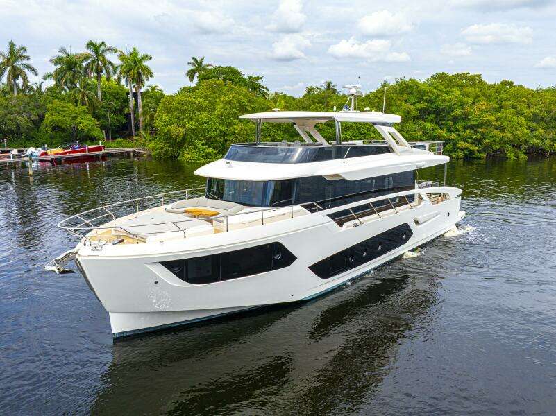 75ft Absolute Yacht For Sale