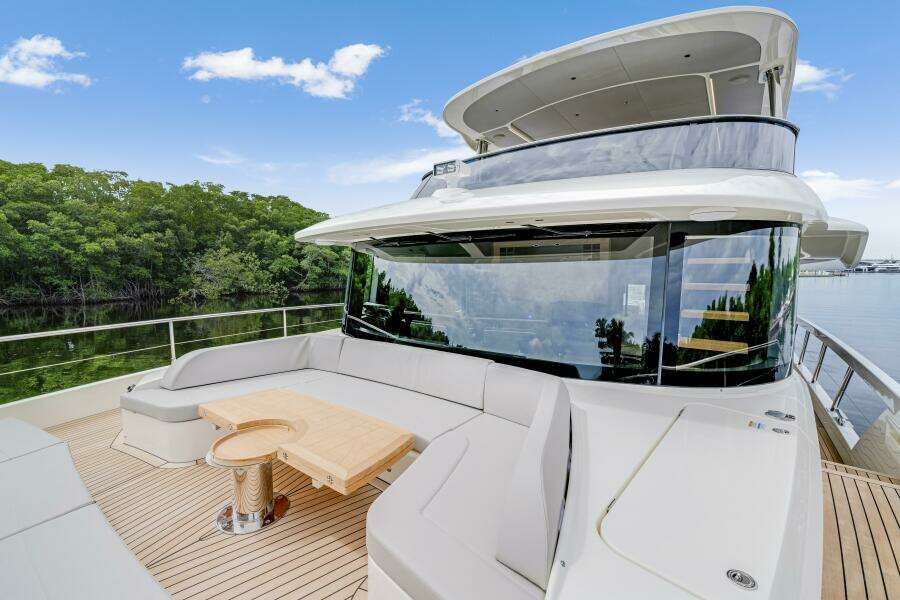 75ft Absolute Yacht For Sale