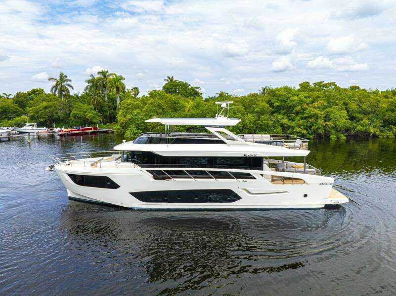 75ft Absolute Yacht For Sale