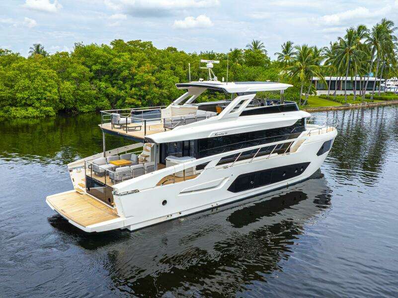 75ft Absolute Yacht For Sale