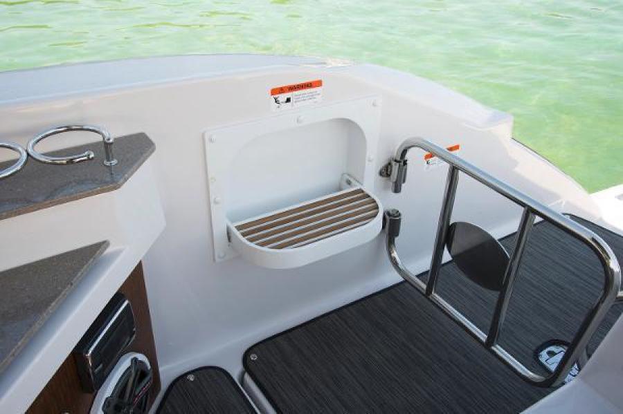 35' 2020 Four Winns H350