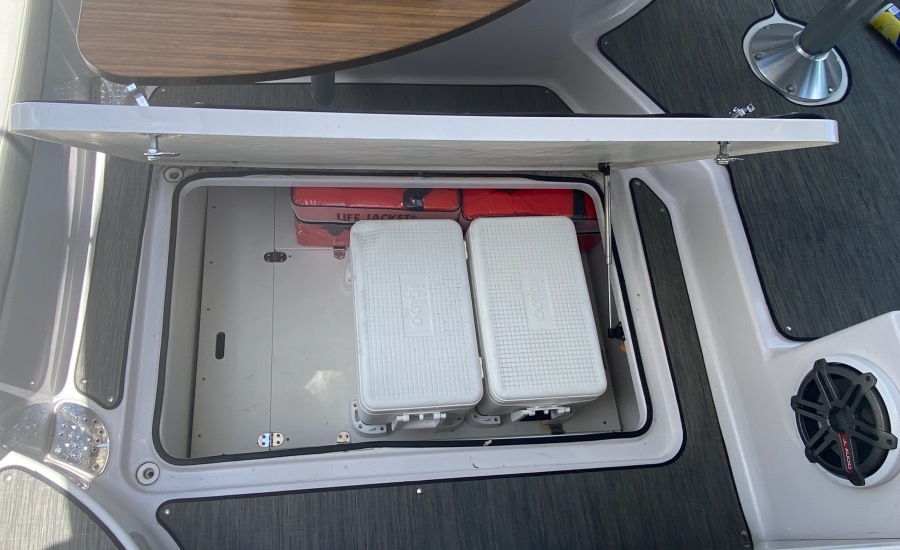 35' 2020 Four Winns H350