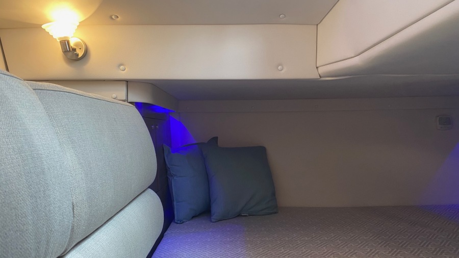 35' 2020 Four Winns H350