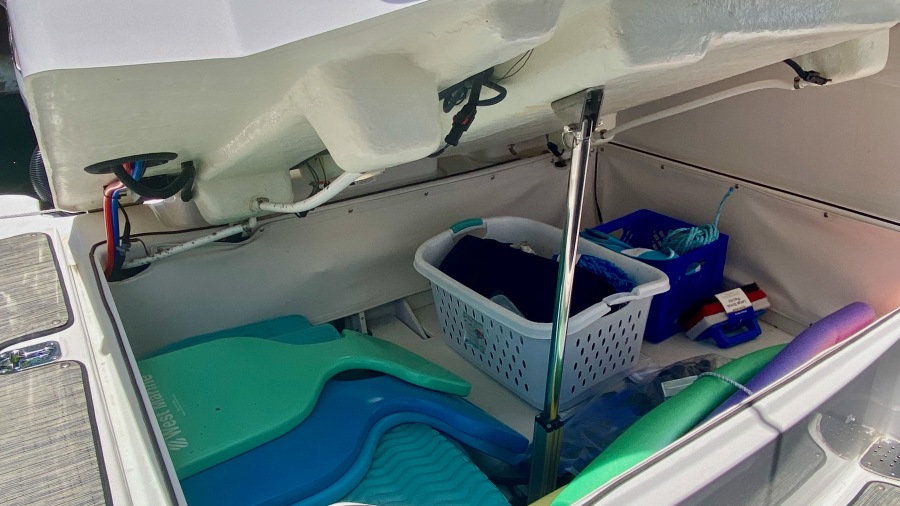 35' 2020 Four Winns H350