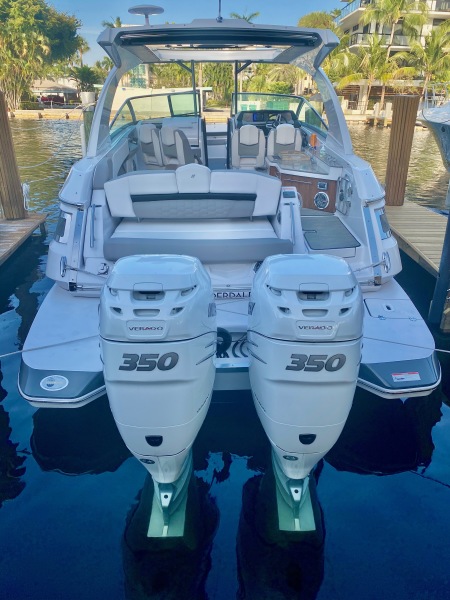 35' 2020 Four Winns H350