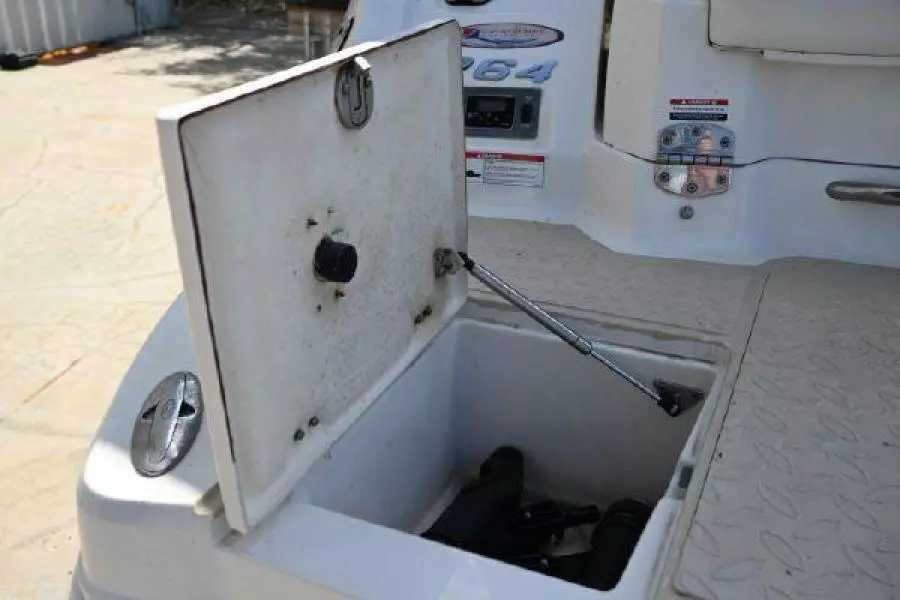 2008 Chaparral 264 Sunesta