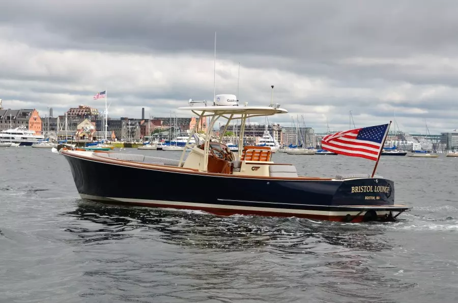 BRISTOL LOUNGE 29ft Hinckley Yacht For Sale