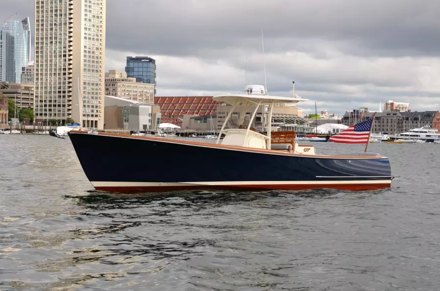BRISTOL LOUNGE 29ft Hinckley Yacht For Sale