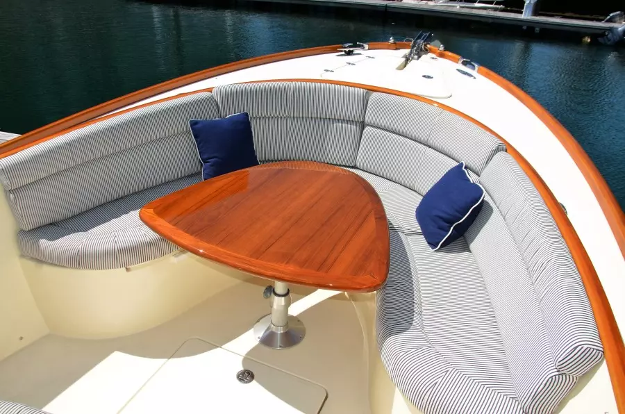 Bow Seating