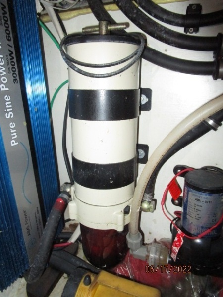 47' Bayliner generator Racor fuel filter