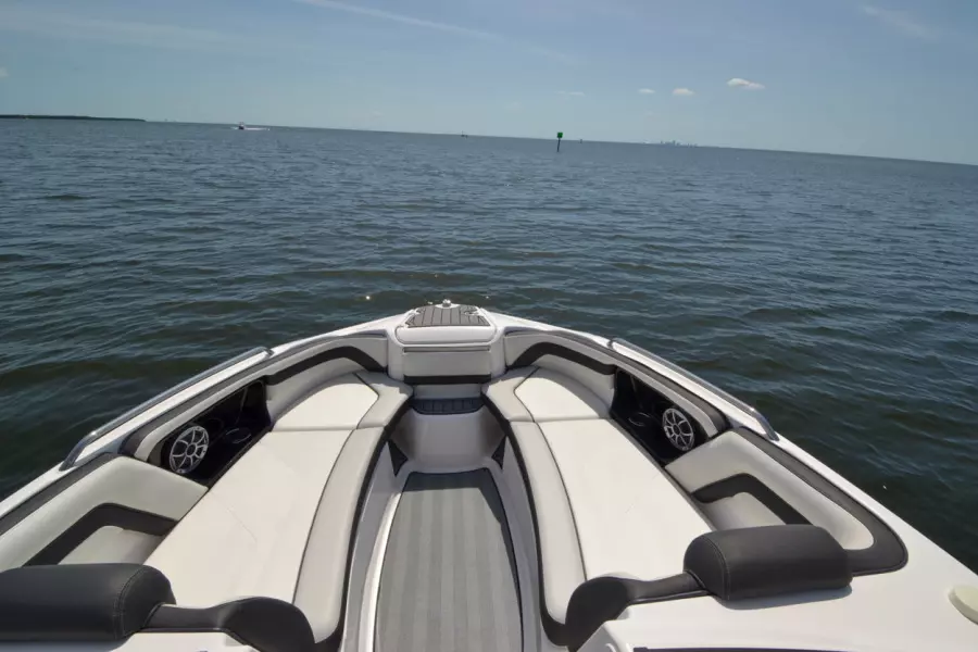 2019 Yamaha Boats 242 Limited S