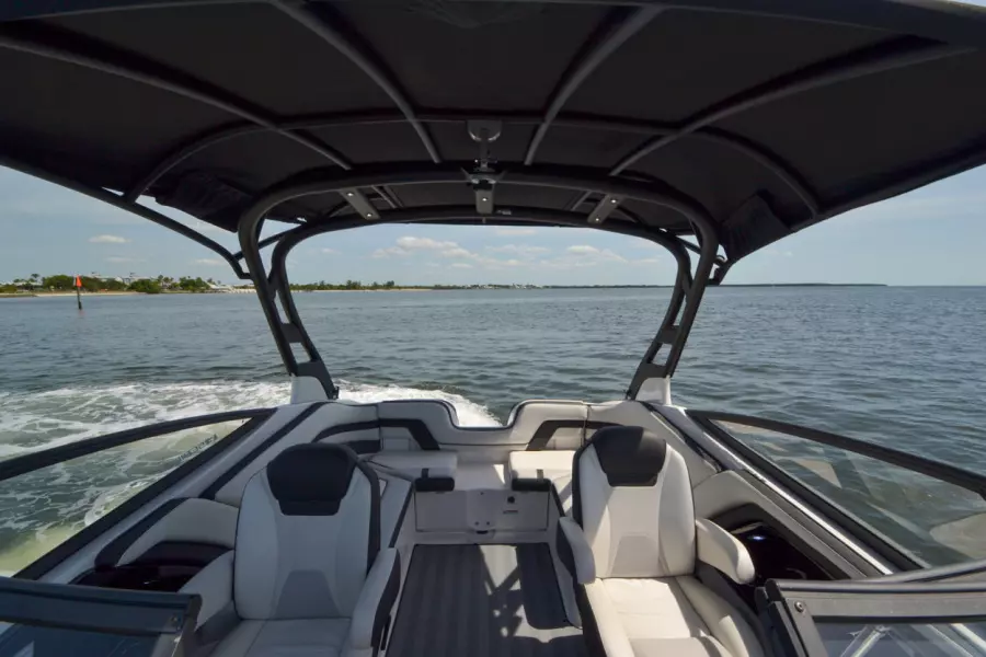 2019 Yamaha Boats 242 Limited S