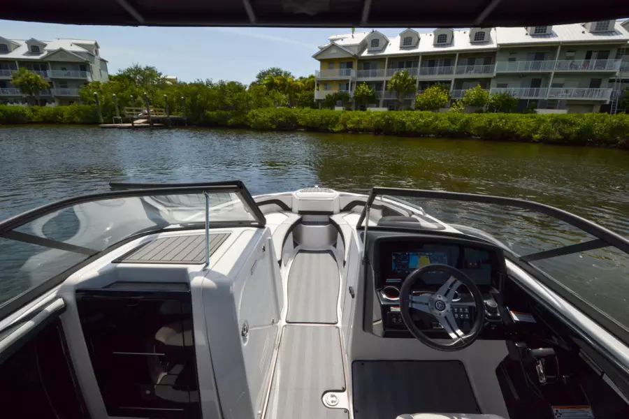 2019 Yamaha Boats 242 Limited S