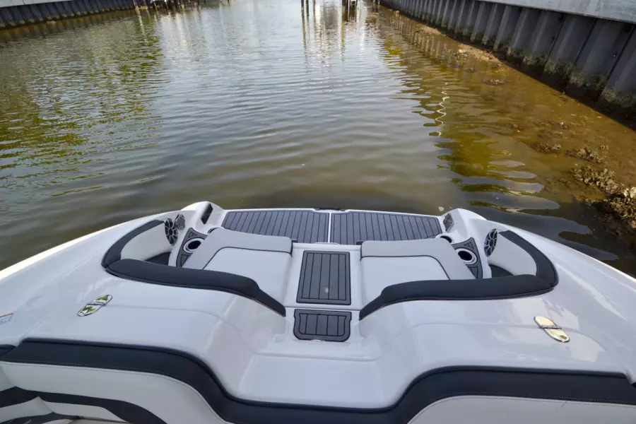 2019 Yamaha Boats 242 Limited S