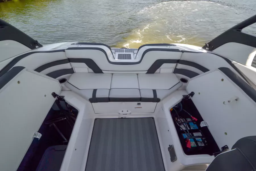 2019 Yamaha Boats 242 Limited S