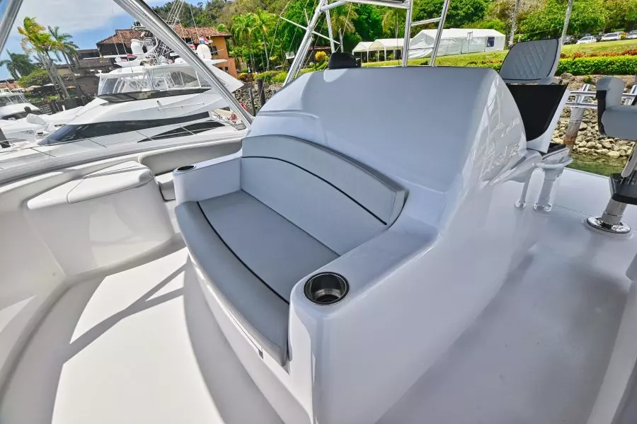 2022 Viking 58 Convertible