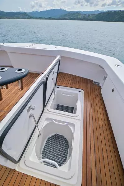 2022 Viking 58 Convertible - Cockpit Fish Box