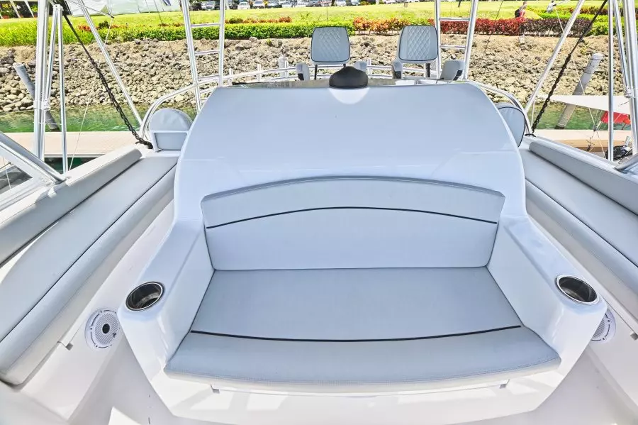 2022 Viking 58 Convertible