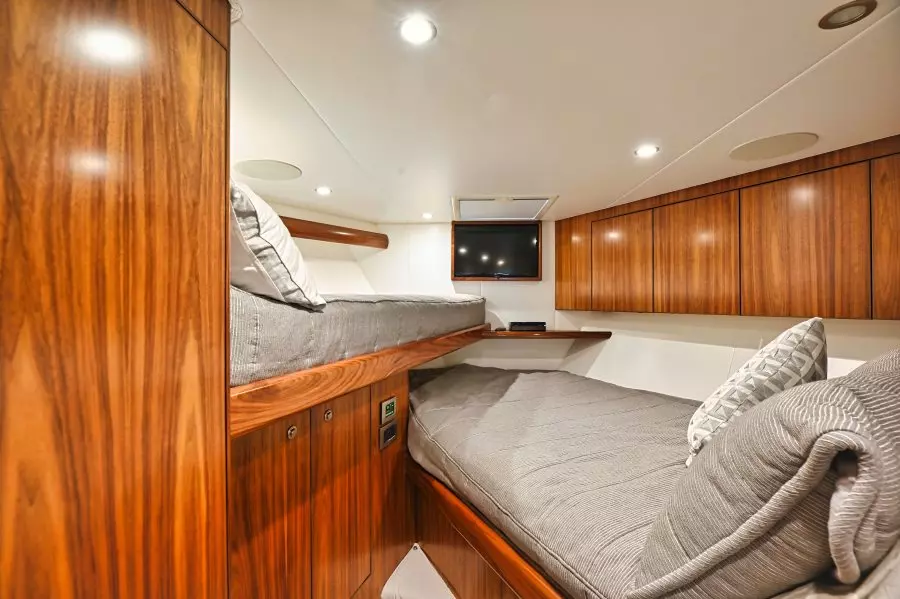 2022 Viking 58 Convertible