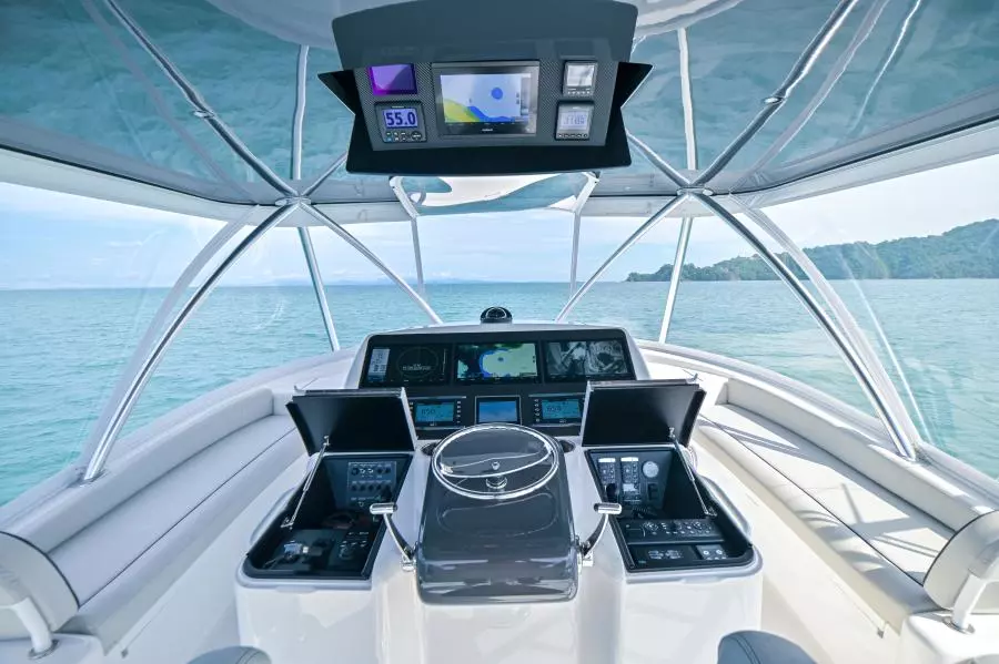 2022 Viking 58 Convertible