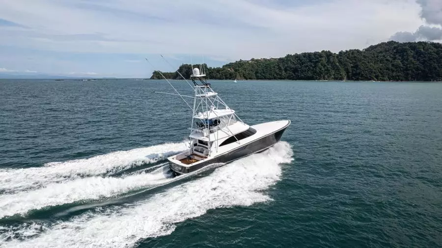 2022 Viking 58 Convertible - Starboard Running