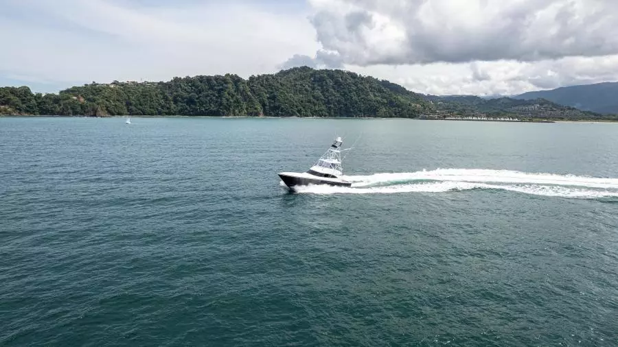 2022 Viking 58 Convertible - Port Running