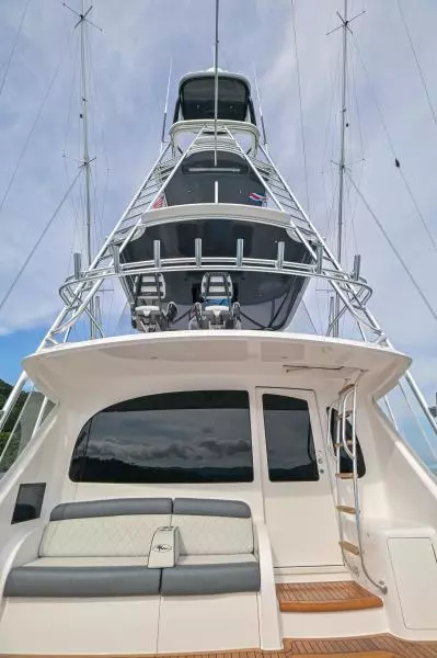 2022 Viking 58 Convertible - Flybridge